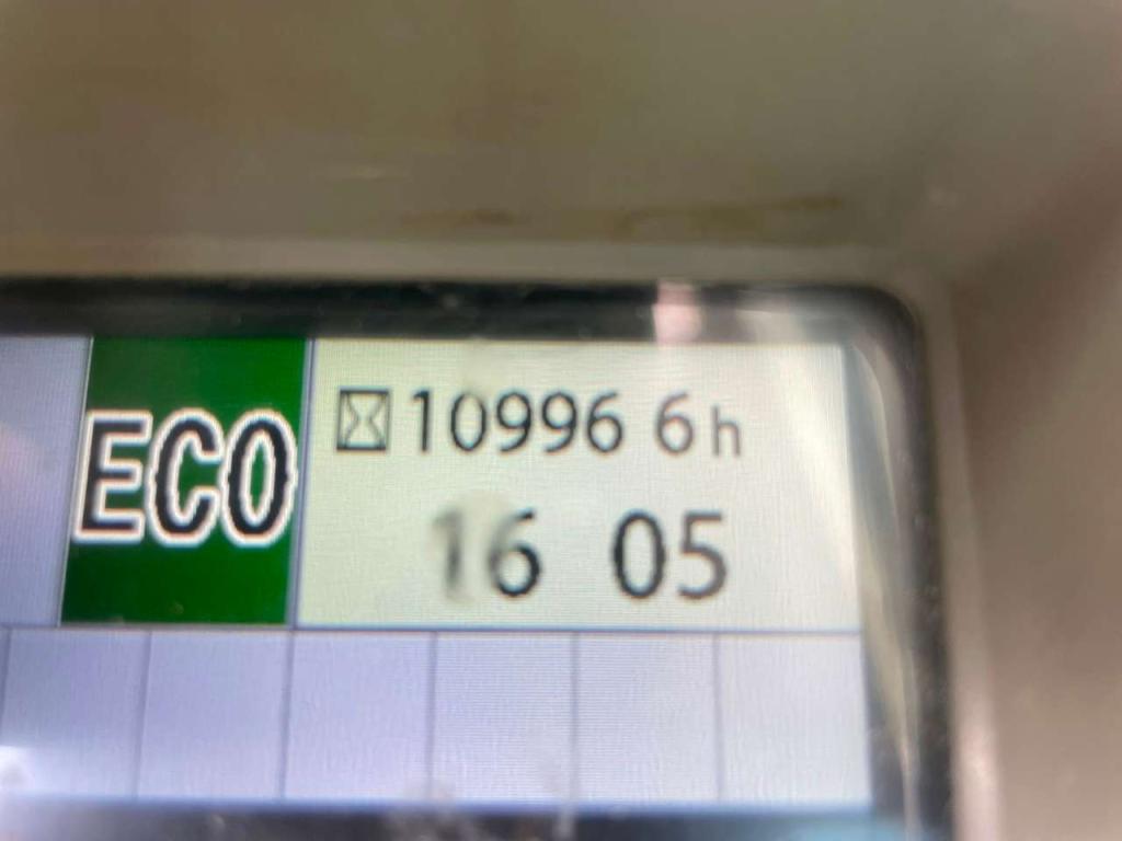 Hitachi ZX350LCN-5 Foto 24