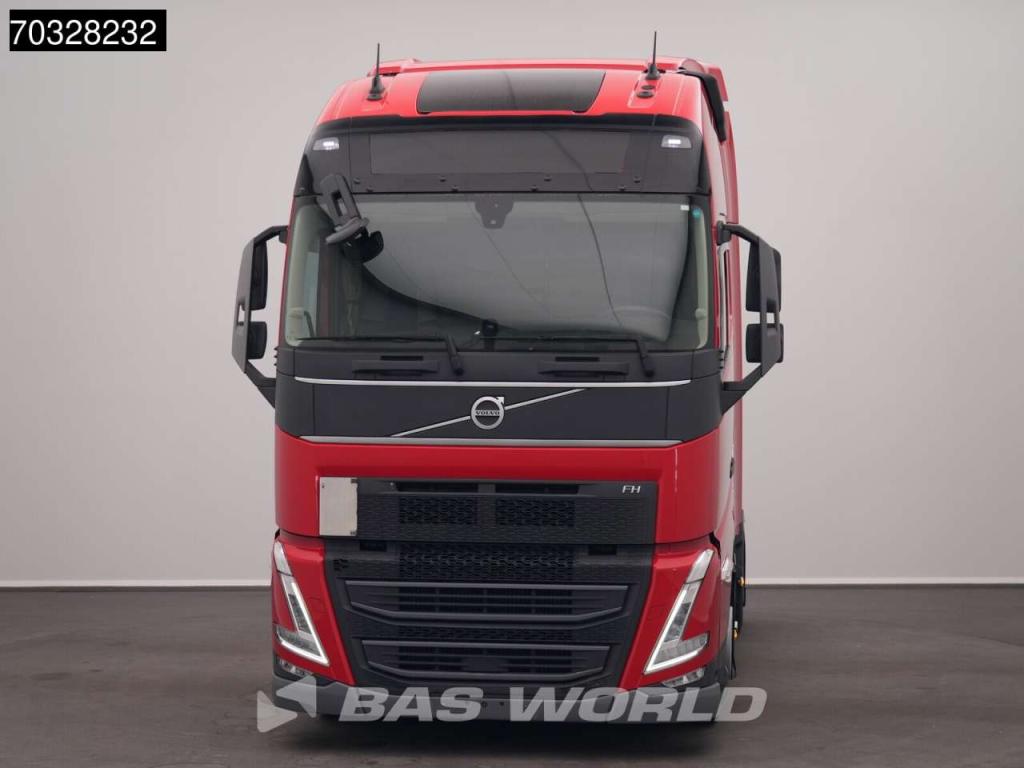 Volvo FH 460 4X2 Mega XL 2x Tanks Navi ACC Foto 6