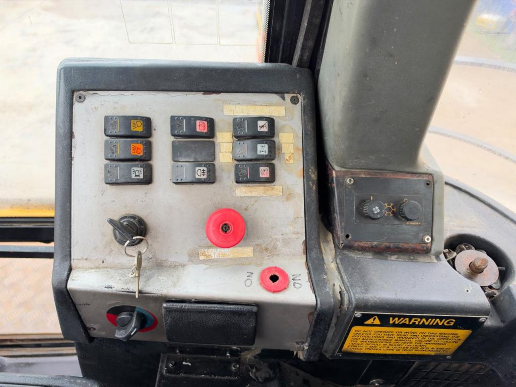 JCB ADT 722 Foto 8