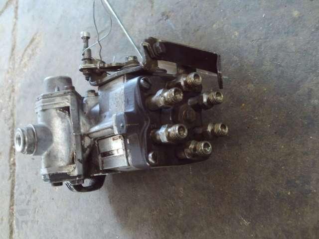 Pompa iniezione motore (rotativa) per Fiat Allis FE18 - MOTORE FIAT 8065.04 - POMPA BOSCH 04510214 Foto 5
