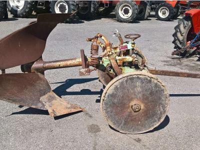 Volentieri NAUMD 1 R monovomere reversibile in vendita da Calabria Trattori Srl