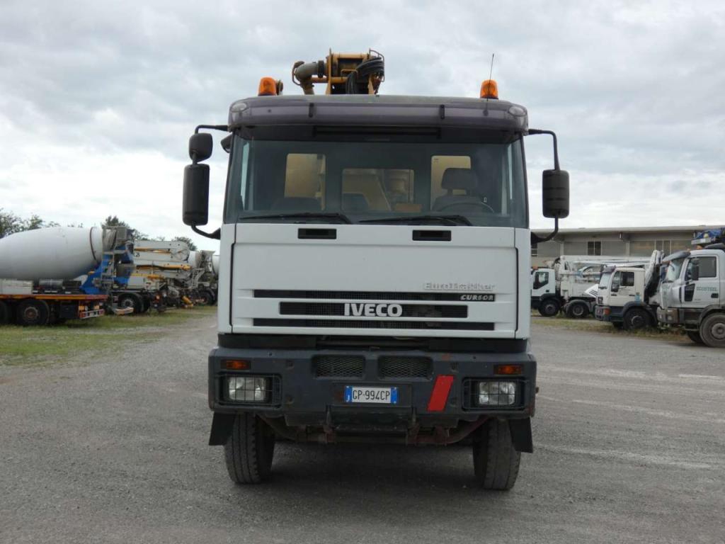 Iveco EUROTRAKKER 410E44H Foto 5