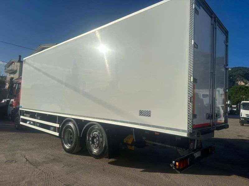 Iveco stralis 360 Foto 4