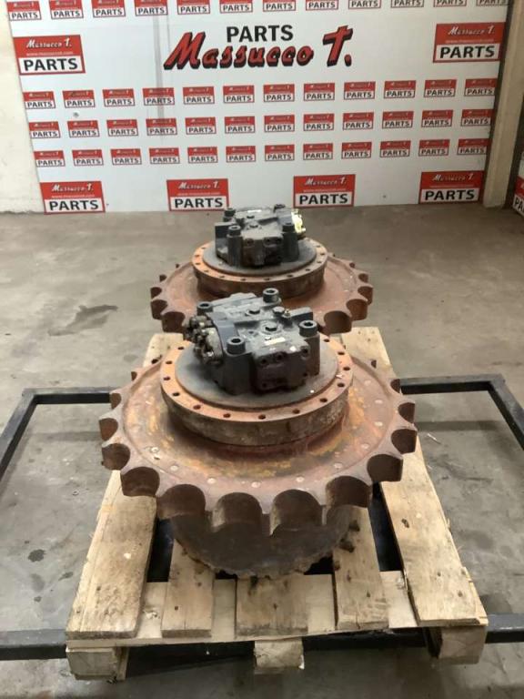 Motore di traslazione per Komatsu PC228-3 Foto 2