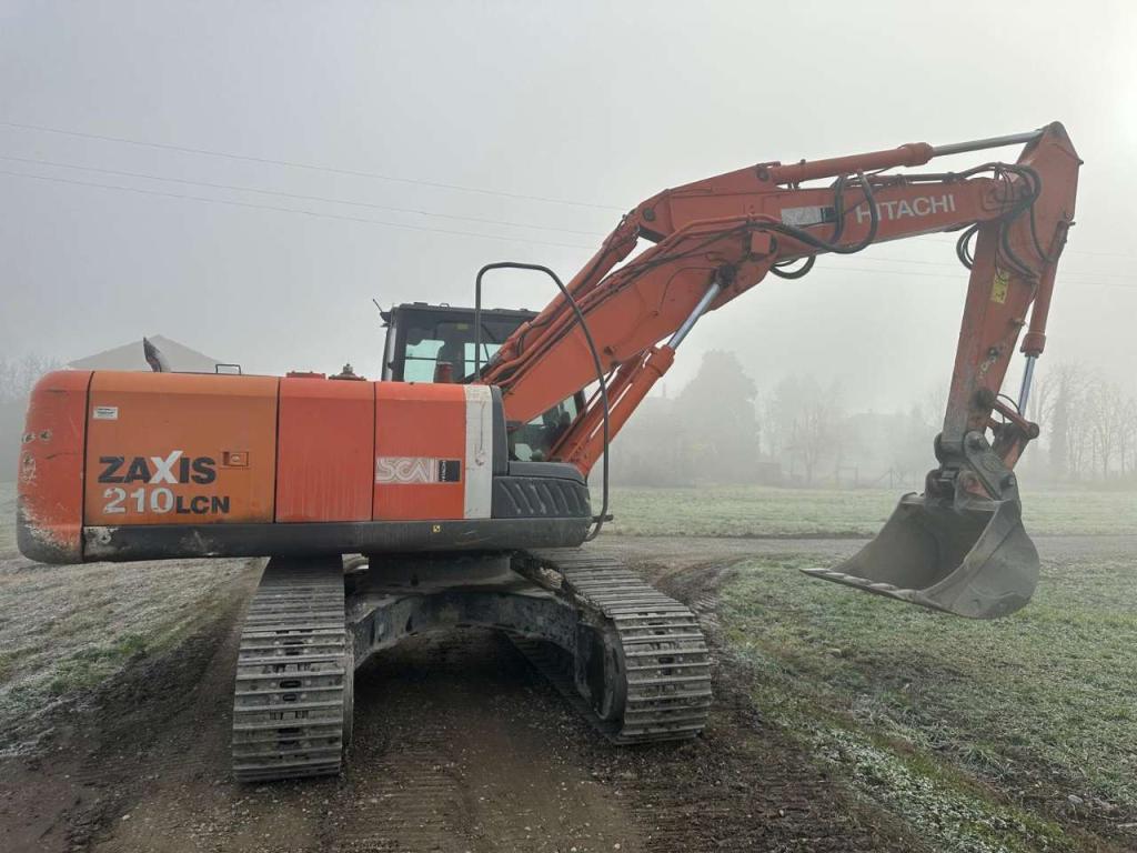 Hitachi ZX210 Foto 3