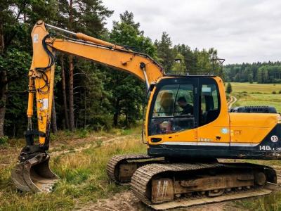 Hyundai ROBEX140LC9 Foto 1