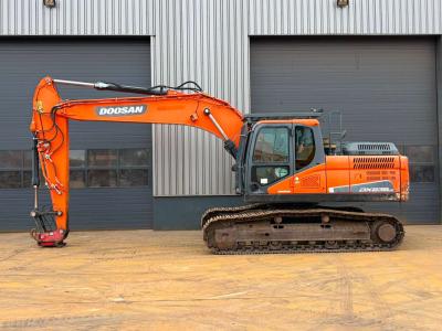 Doosan DX235NLC-5 in vendita da Big Machinery