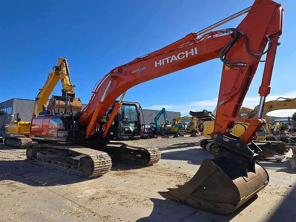 Hitachi ZX210LCN-7 Foto 4