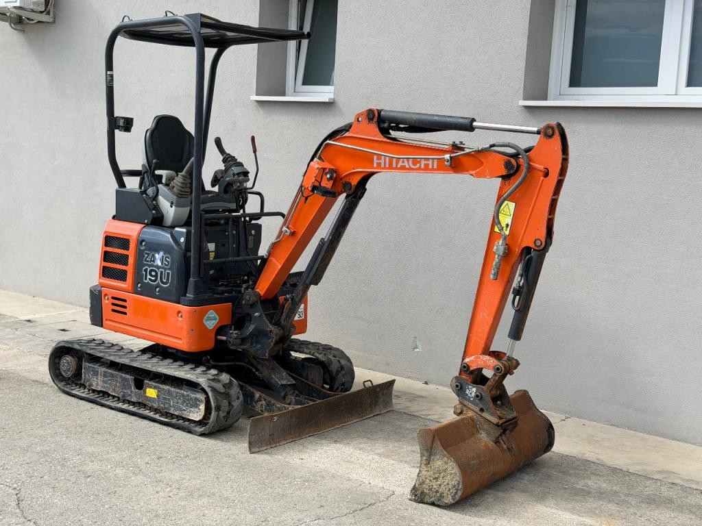 Hitachi ZAXIS 19U Foto 2