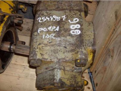 Pompa idraulica per Caterpillar 988 in vendita da CERVETTI TRACTOR Srl