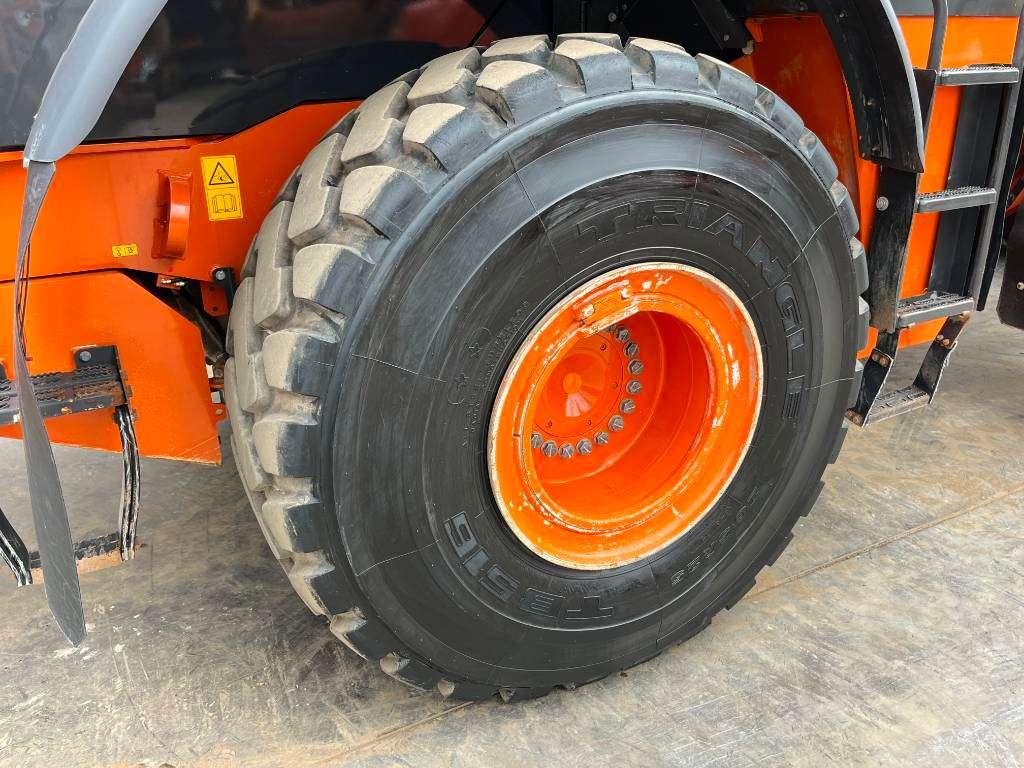 Hitachi ZW310-6 - Automatic Greasing / GOOD TYRES Foto 25