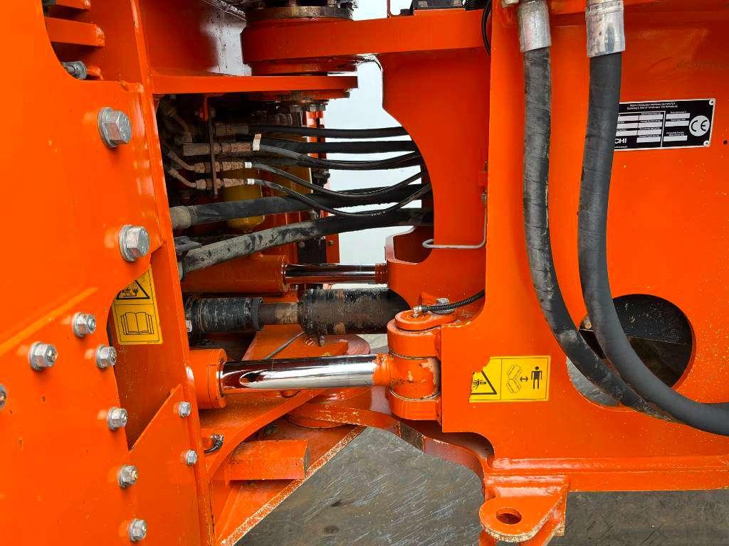 Hitachi ZW310-6 - Automatic Greasing / GOOD TYRES Foto 28