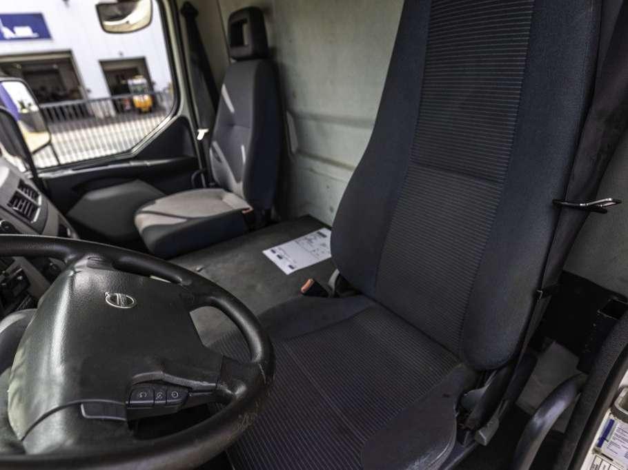 Volvo FL 240 (12T.) + DHOLLANDIA 2T. Foto 13