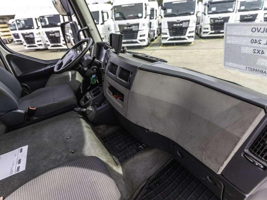 Volvo FL 240 (12T.) + DHOLLANDIA 2T. Foto 20
