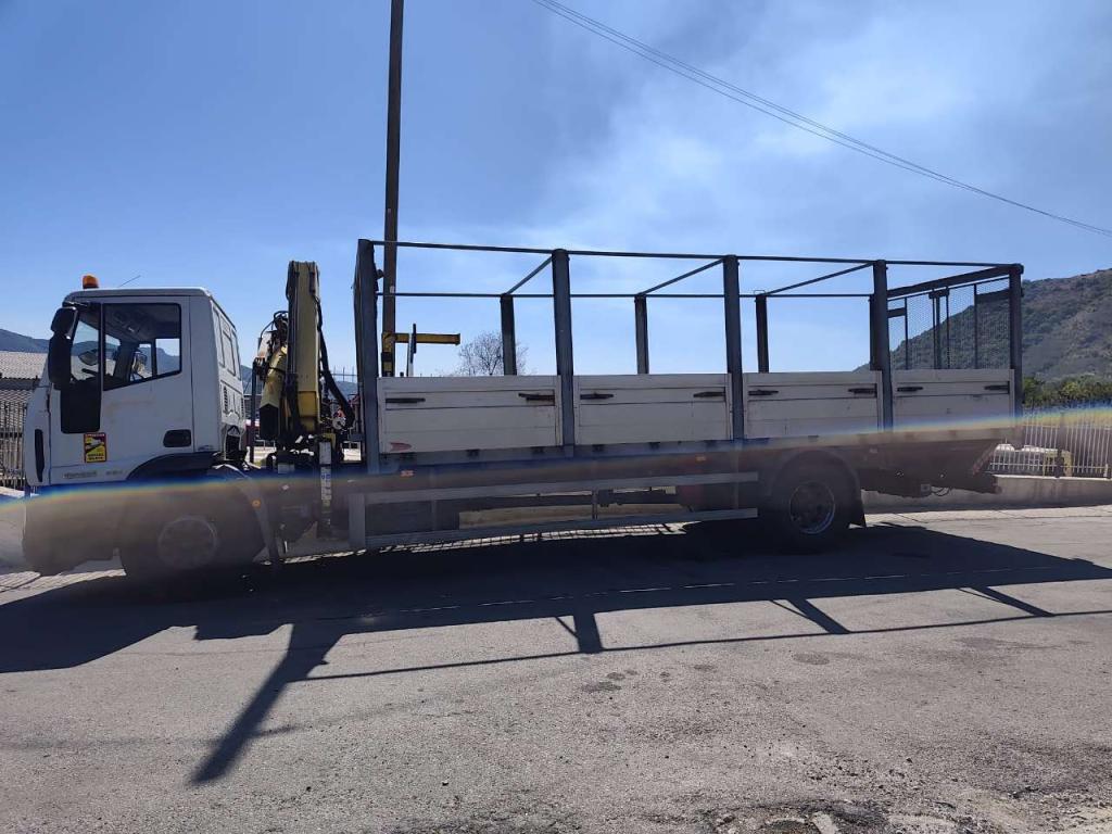 Iveco EUROCARGO 180E25K Foto 16