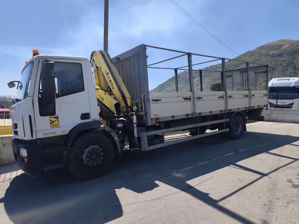 Iveco EUROCARGO 180E25K Foto 18