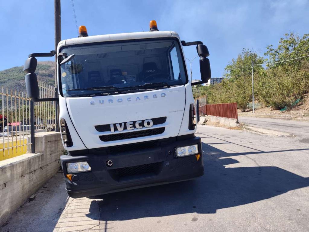 Iveco EUROCARGO 180E25K Foto 26