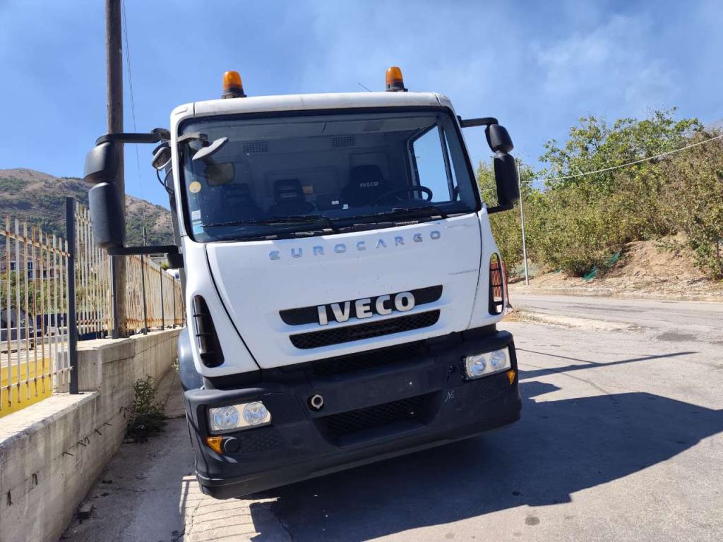 Iveco EUROCARGO 180E25K Foto 27