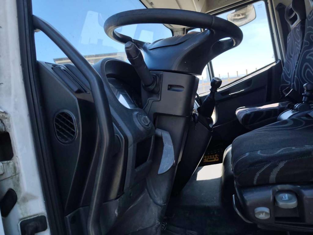 Iveco EUROCARGO 180E25K Foto 8
