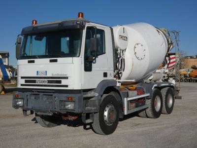 Iveco EUROTRAKKER 380E38