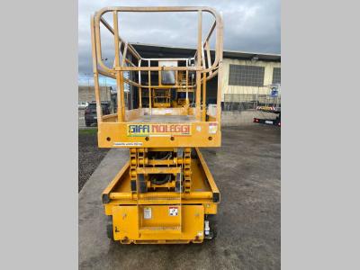 Haulotte Compact 12 in vendita da Giffi Noleggi srl