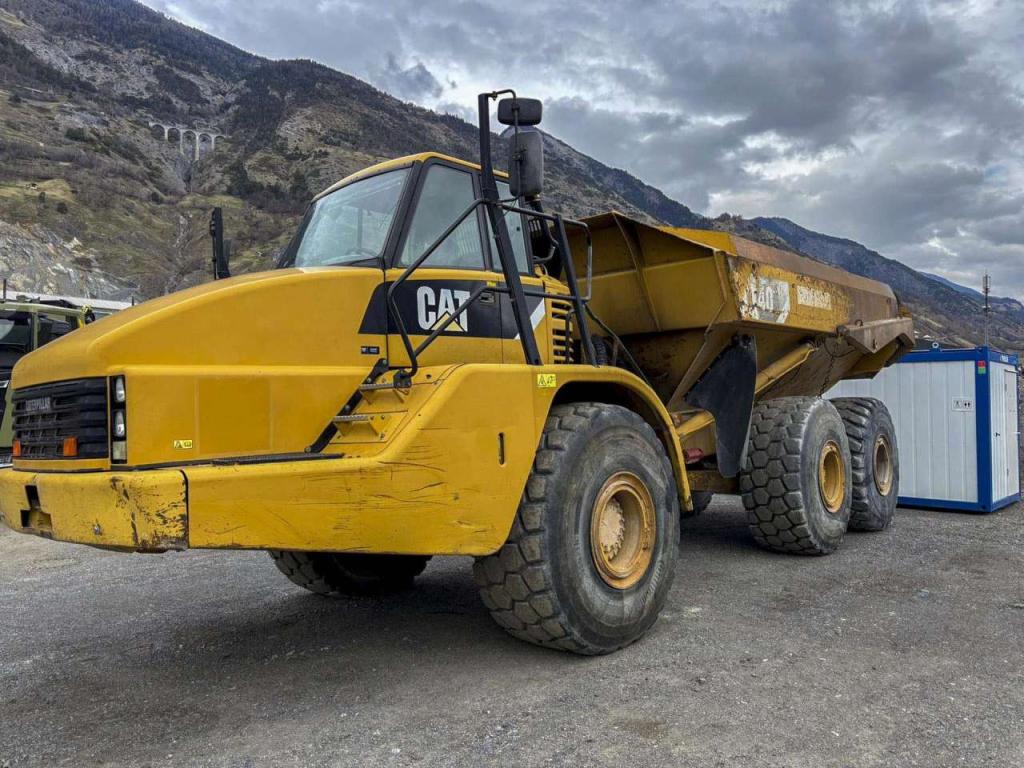 Caterpillar 740 Foto 1