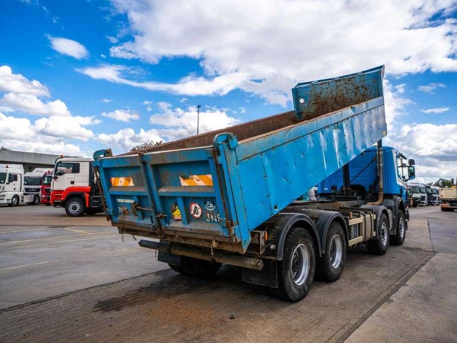 Scania P380 Foto 4