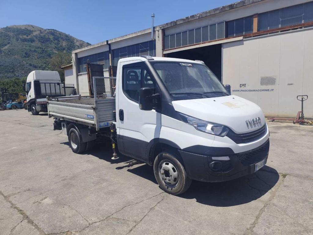 Iveco DAILY 35-120 Foto 13