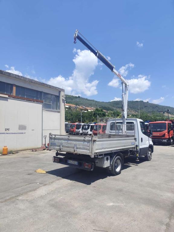 Iveco DAILY 35-120 Foto 19