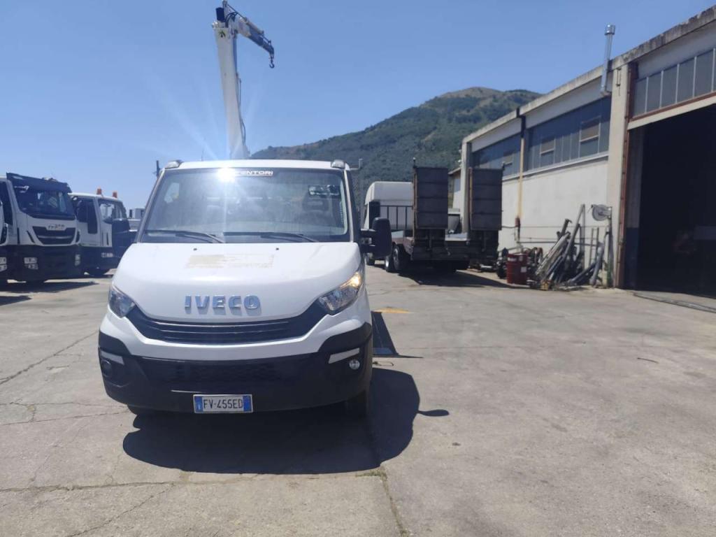 Iveco DAILY 35-120 Foto 29
