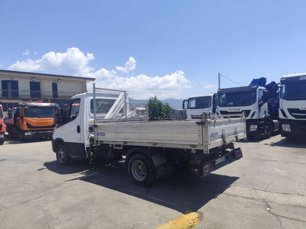 Iveco DAILY 35-120 Foto 7