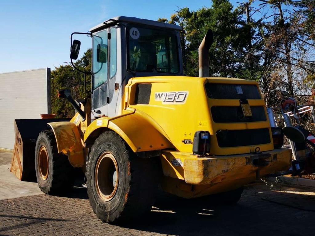 New Holland W130 Foto 3