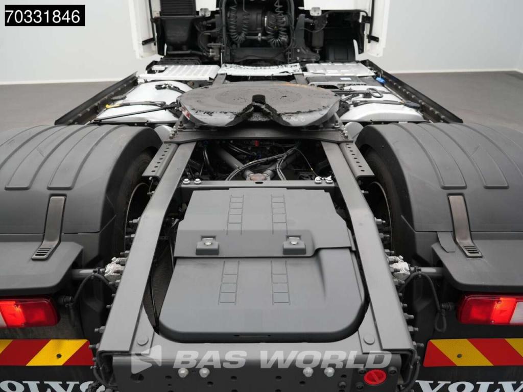 Volvo FH 500 4X2 XL 2xTanks I-ParkCool ACC Foto 18