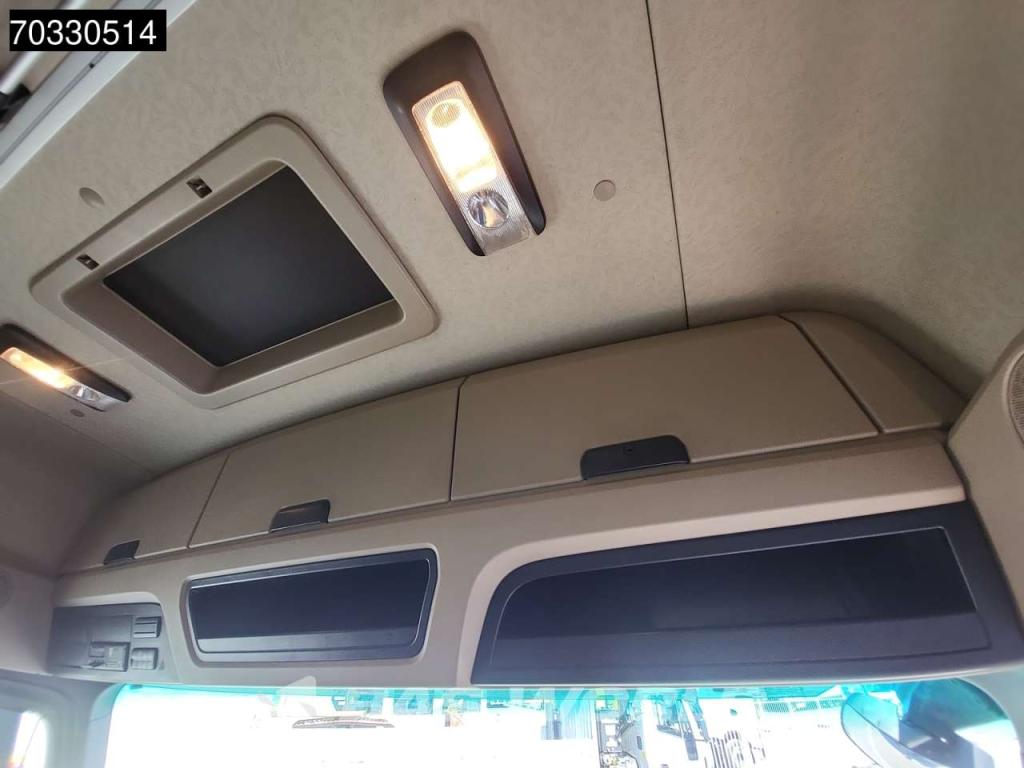 Mercedes-Benz Actros 1851 4X2 BigSpace 2xTanks Foto 30