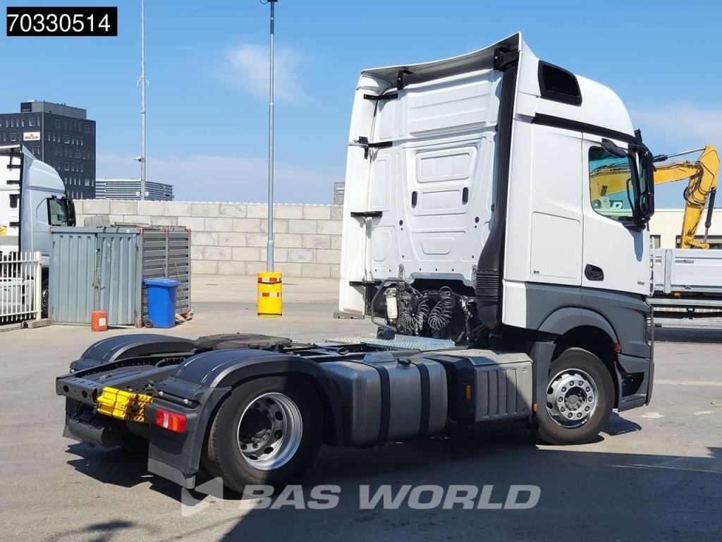 Mercedes-Benz Actros 1851 4X2 BigSpace 2xTanks Foto 5