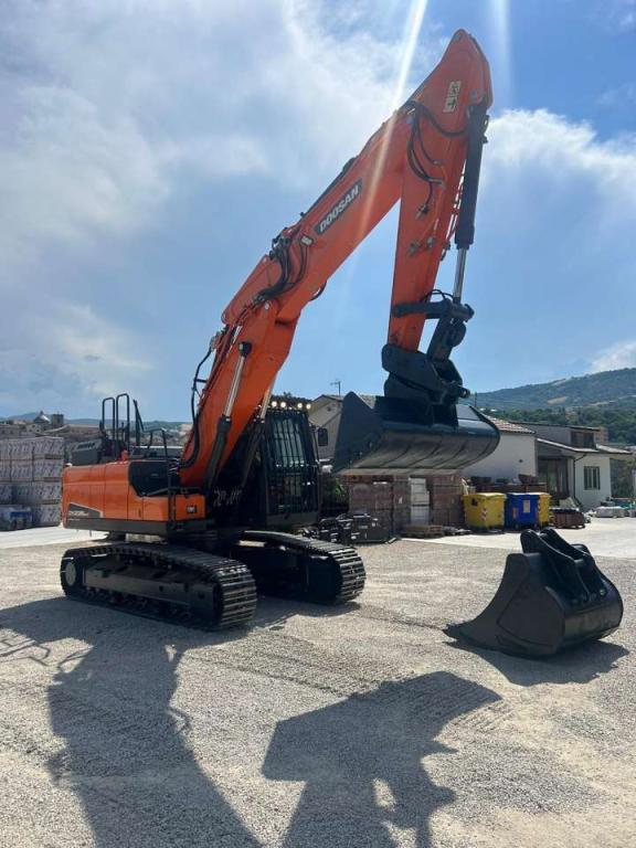 Doosan DX235NLC Foto 2