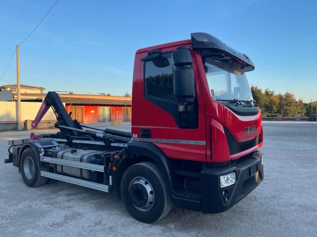 Iveco EUROCARGO 160E32 CON SCARRABILE NUOVO Foto 2