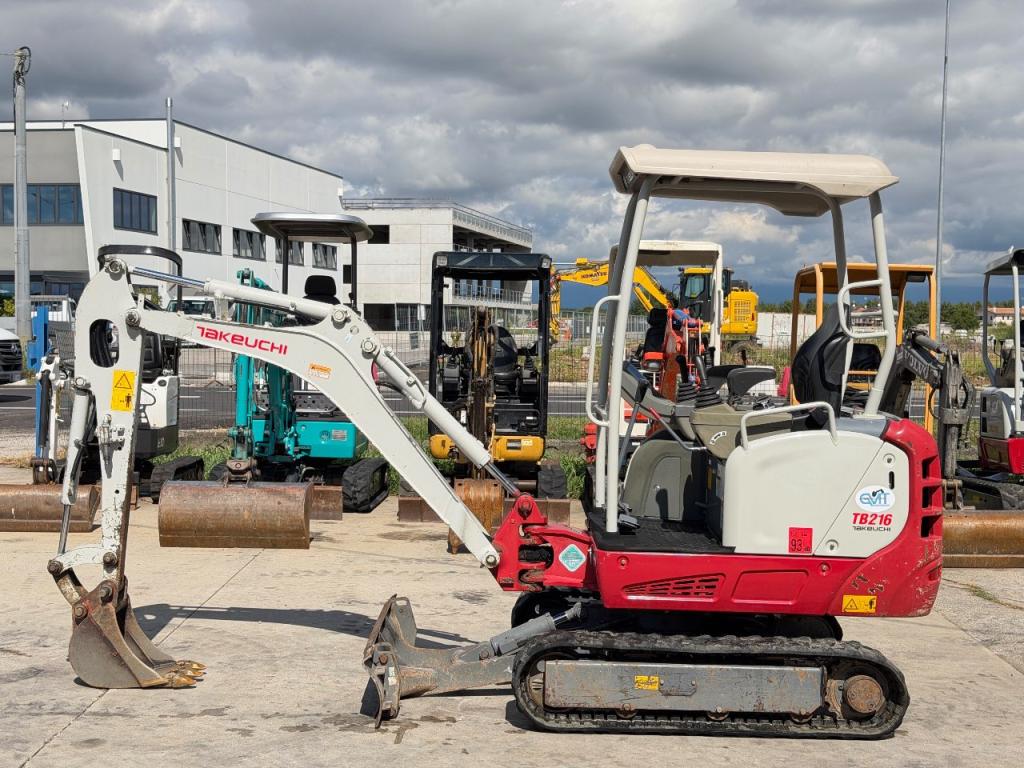 Takeuchi TB216 Foto 5
