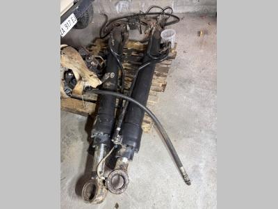Pistone / Cilindro idraulico per JCB 235 hd in vendita da D.F. Car di Franco e Giuseppe