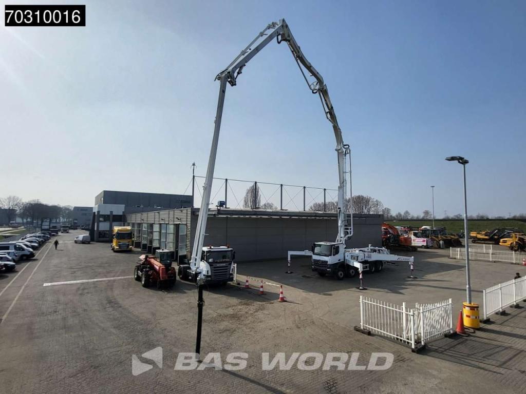 Mercedes-Benz Arocs 3746 Arocs 8X4 NEW! 43 meter CIFA K43C-PU17080 Steelsuspension Big-Axle Euro 6 Foto 5