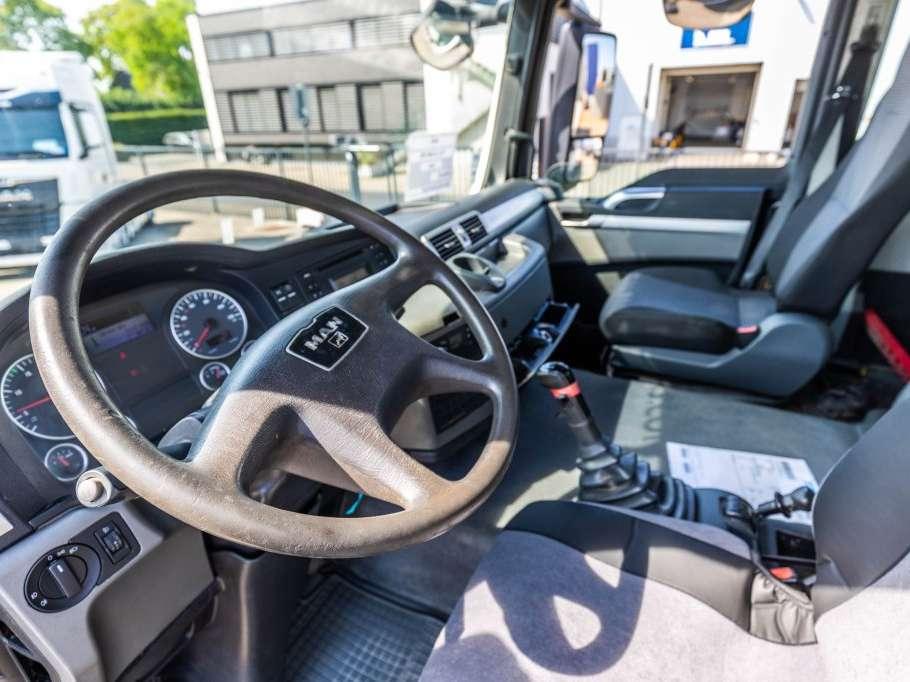 Man TGS 33.400 BB Foto 18