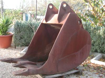 Benna da scavo roccia in vendita da REDAGEST S.R.L.