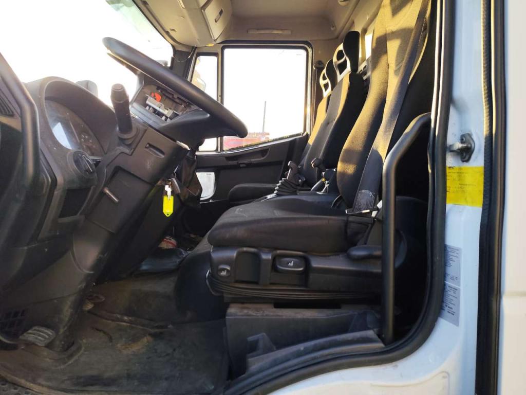 Iveco EUROCARGO 160-250 Foto 18
