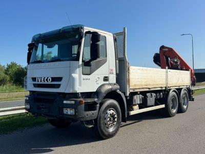 Iveco 330 6x4 with Palfinger PK 18500 crane in vendita da Big Machinery