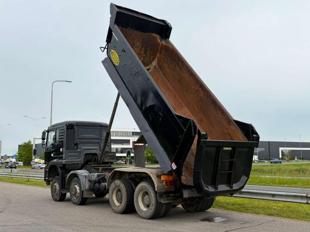 Man TGA35.430 8x8 Meiller Kipper Foto 11