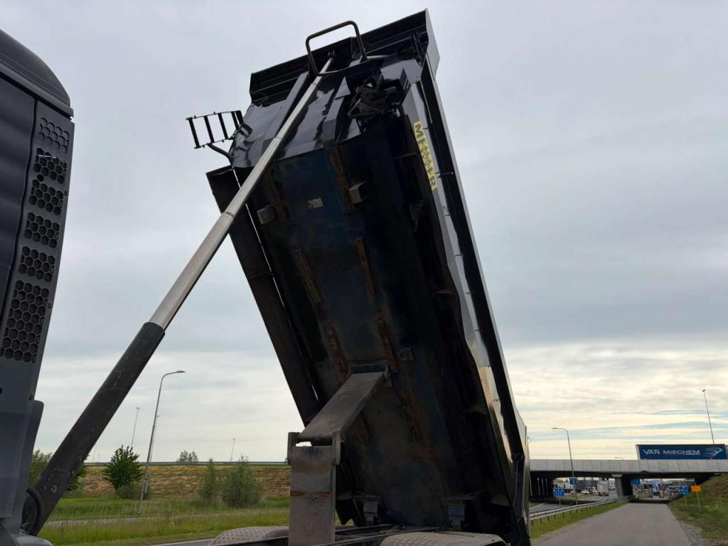 Man TGA35.430 8x8 Meiller Kipper Foto 13