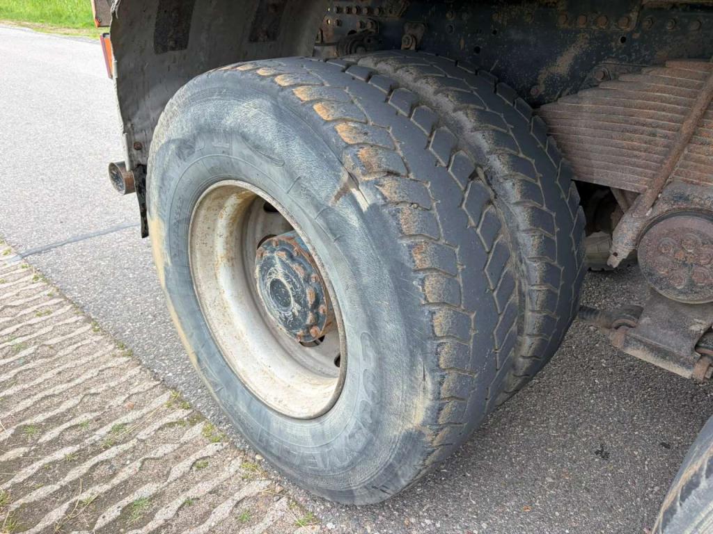 Man TGA35.430 8x8 Meiller Kipper Foto 23