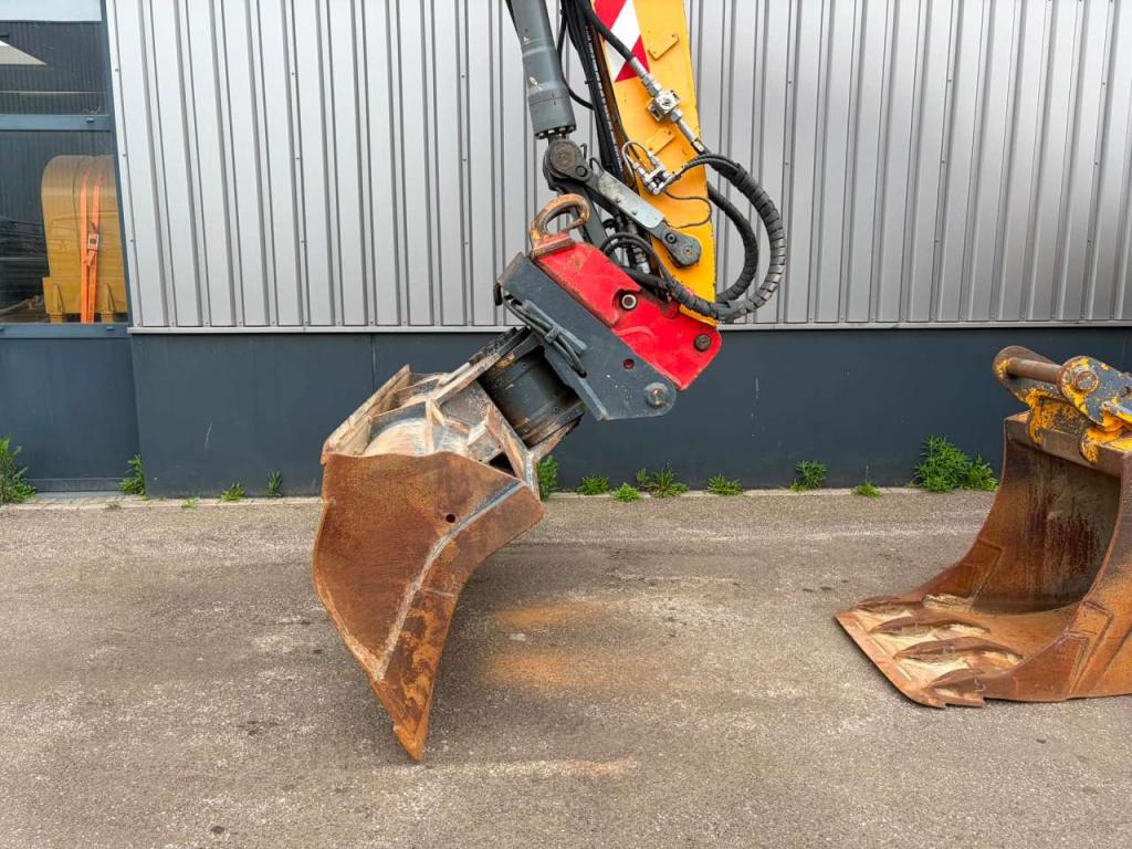 Liebherr A918 Compact Litronic Foto 9