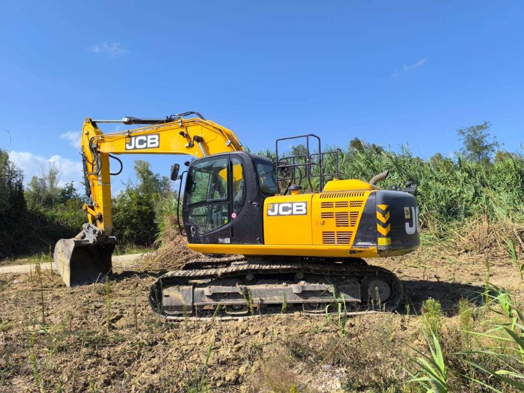JCB JS220 Foto 2