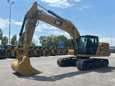 Caterpillar 323 in vendita da Commerciale Adriatica MMT. Srl
